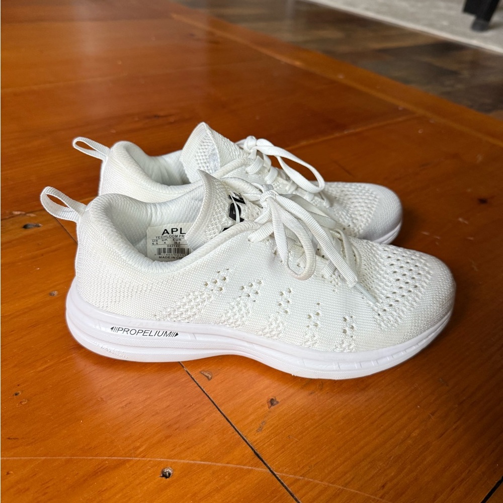 APL White TechLoom Pro Sneaker